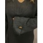 Robe en maille col v et manches larges avec bouton doré