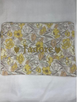 Pochette grand format  "JADORE"  avec fleurs et coeur