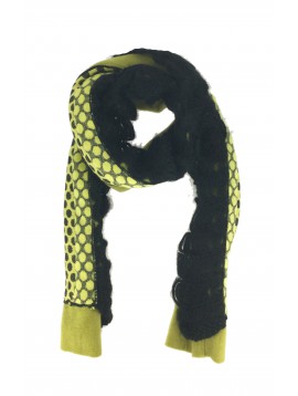 Scarf - Dotted pattern with lace style knitted edge.