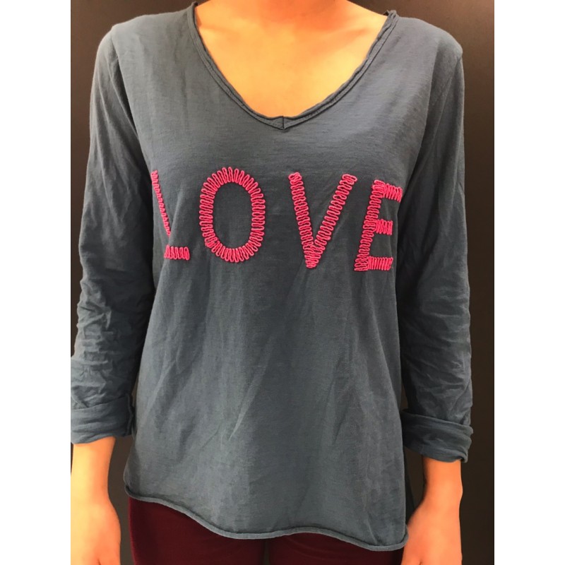 Tshirt Plain Color Sleeves With Love Word Decoration