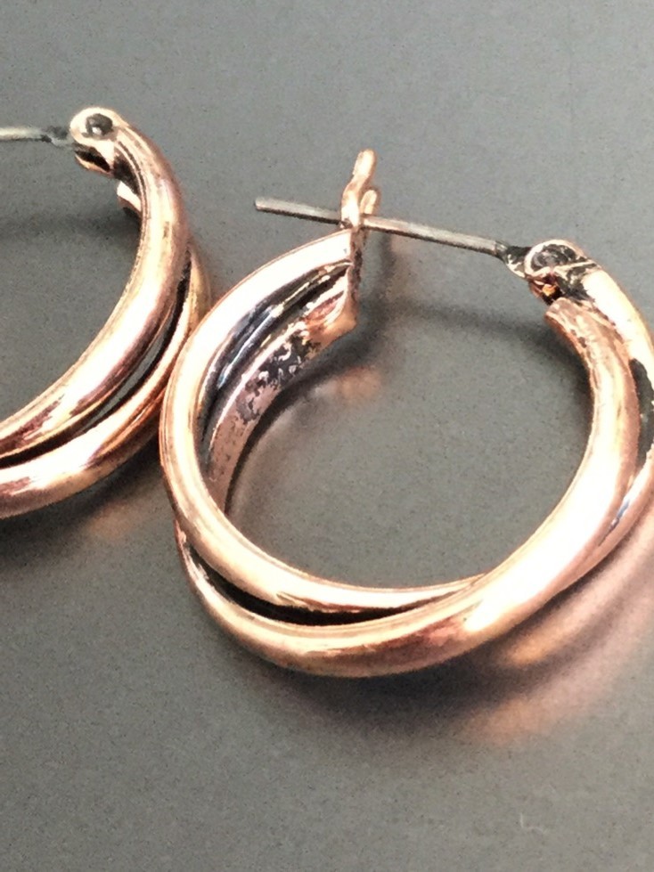 Boucles d'oreilles - Créoles entrelacés.