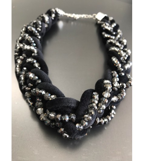 Collier - Velours avec rangs de strass