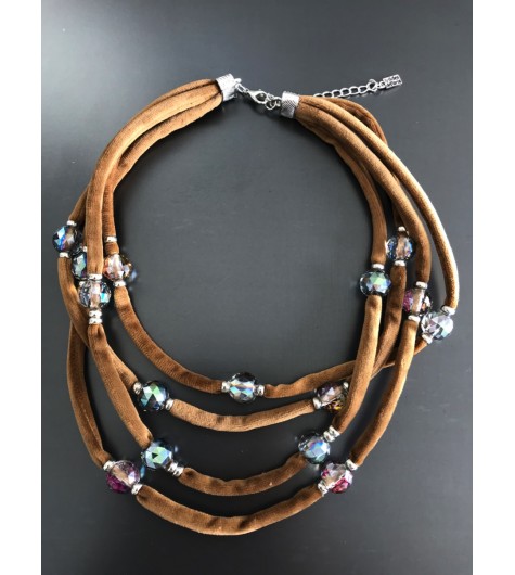 Collier - Velours multirangs avec perles facettes