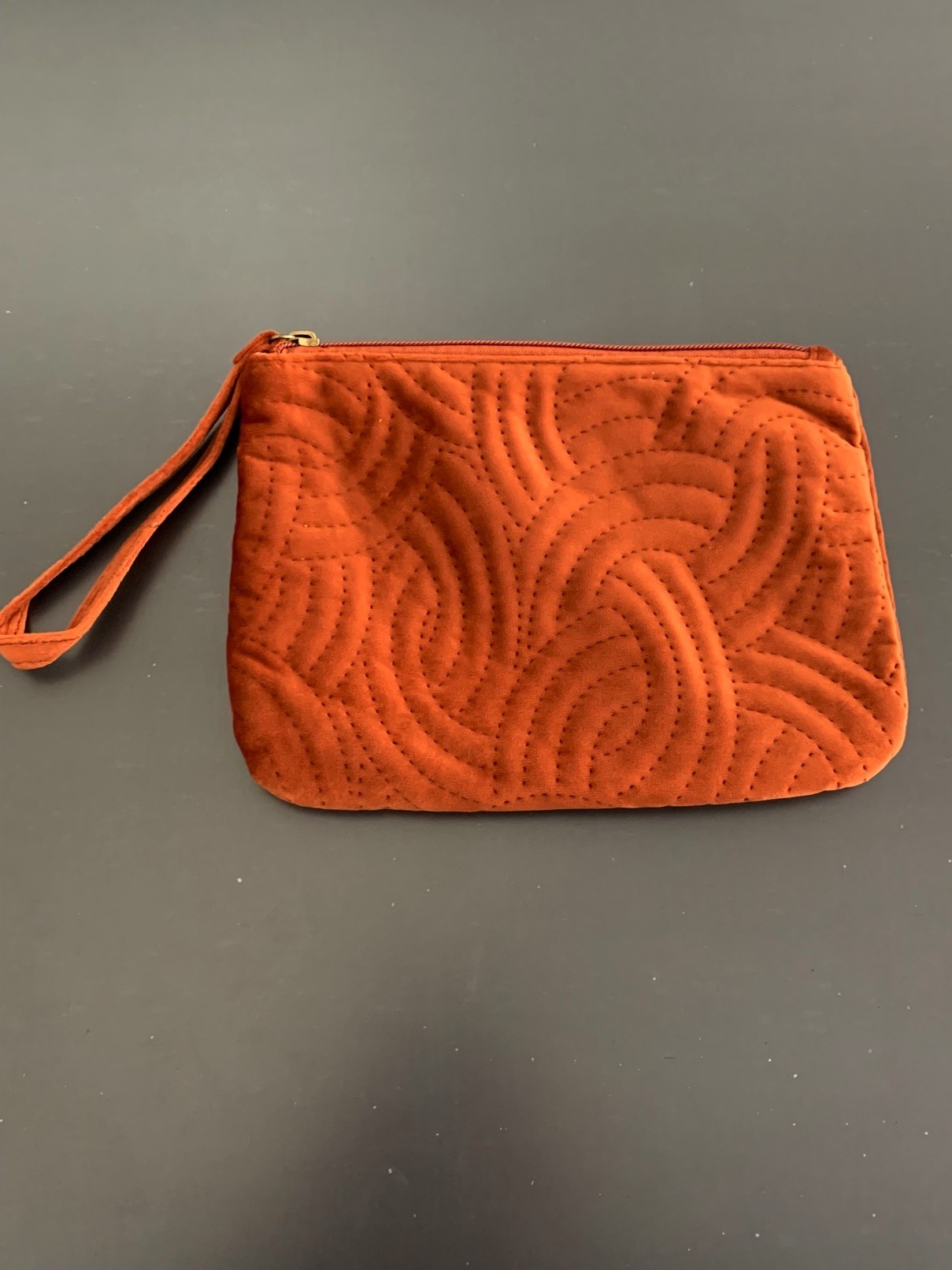 Pochette - Unie style velours.