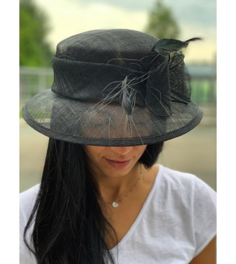 Chapeau sisal cloche plumes