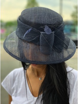 Chapeau sisal cloche plumes