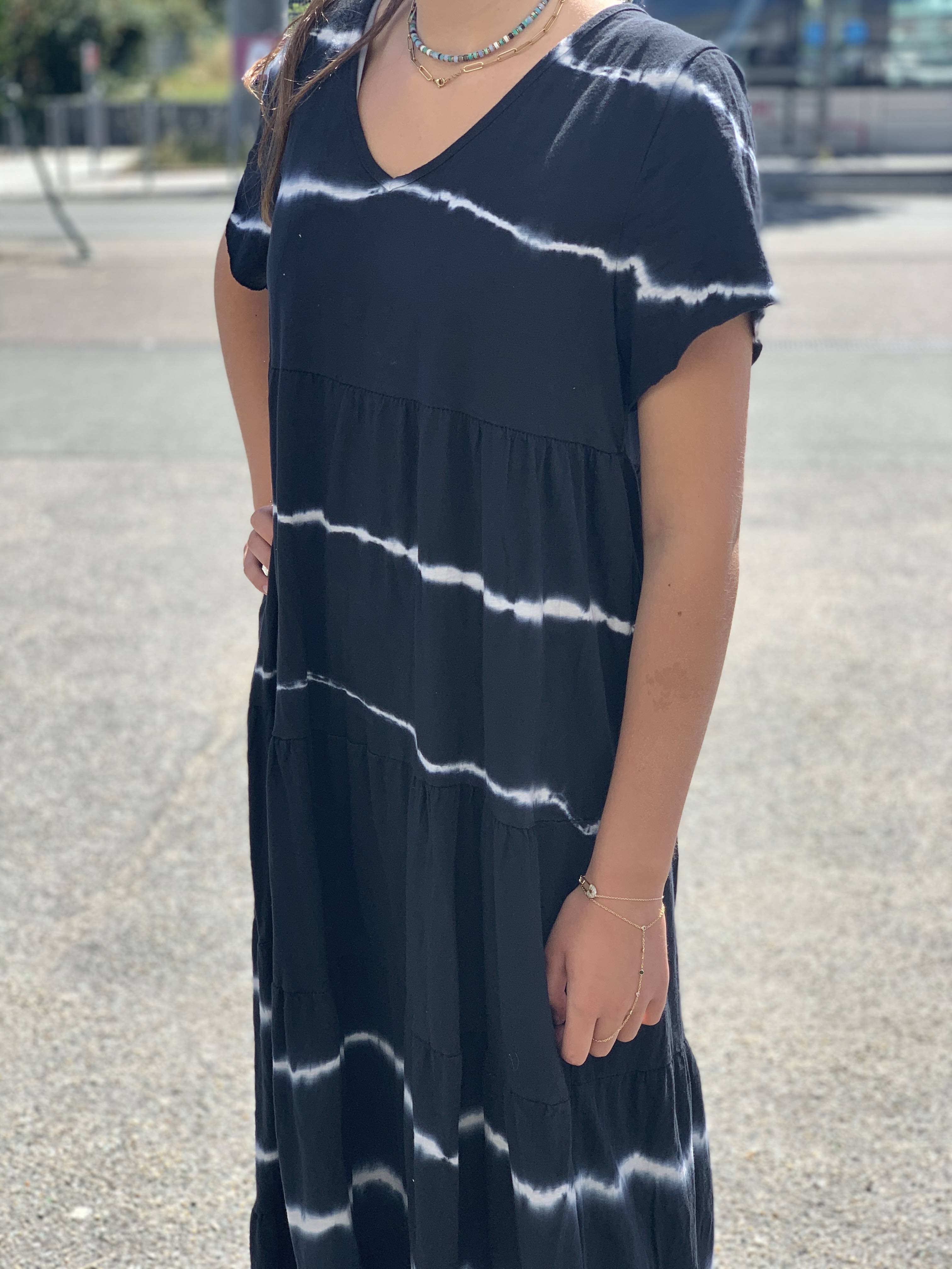 robe tie and dye