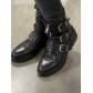 Bottines avec 3 boucles sur le côté et zip devant