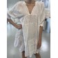 Robe mi-longue unie à volants col V et manches bouffantes 