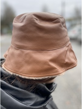 Chapeau bob uni interieur fausse fourrure 