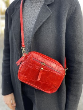 Sac cuir porté travers style carré avec détails zip sur le devant 