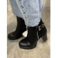 Bottines plateforme avec derrière façon daim et large boucle côté