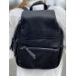 Sac à dos synthé souple avec rabat et pochette zip sur le devant 