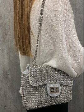 Sac habillé rectangulaire tout strass avec rabat et fermoir