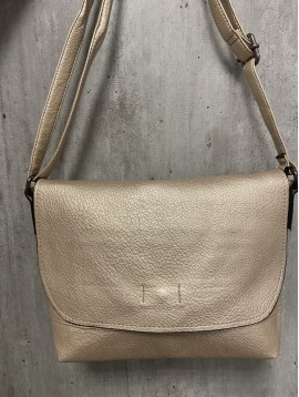 Sac porté travers rectangulaire avec rabat effet grainé 