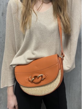 Sac porté travers bi matière paille rabat avec boucles entrelaçées