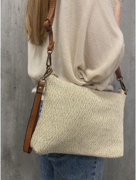 Sac porté travers style grande pochette en tissu lurex