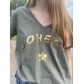 Tee shirt col V floqué Bohème brillant
