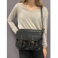 Sac porté travers, style cuir vieilli à rabat et boucle avant 
