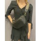 Sac synthé souple forme petite  banane.