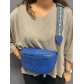Sac synthé souple forme petite  banane.