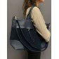 Sac grand porté main grainé et tissu style mouton