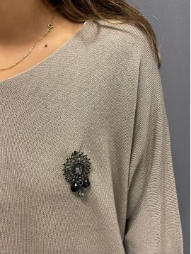 Broche - Strass et perles incrustés 